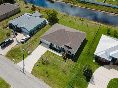 138 SW Carter Avenue Port St Lucie FL 34983