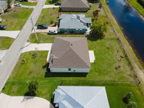 138 SW Carter Avenue Port St Lucie FL 34983