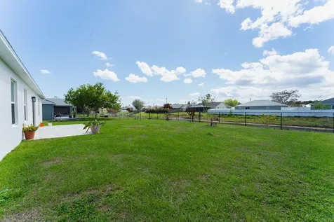 138 SW Carter Avenue Port St Lucie FL 34983