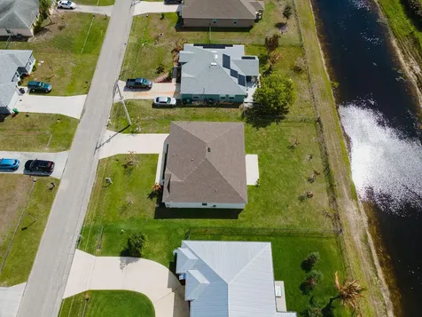 138 SW Carter Avenue Port St Lucie FL 34983
