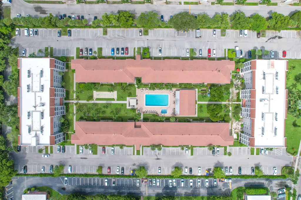 250 NE 20th Street Boca Raton FL 33431