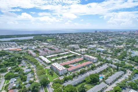250 NE 20th Street Boca Raton FL 33431