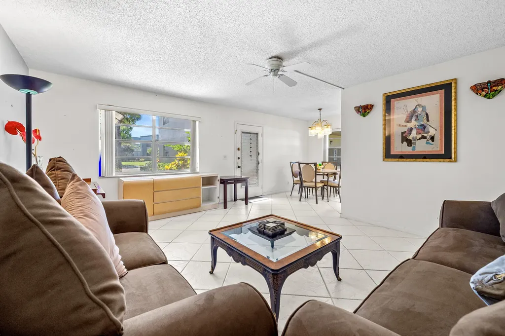 344 Piedmont Delray Beach FL 33484