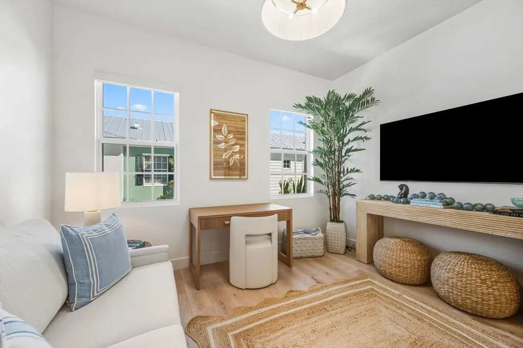 362 E Mallory Circle Delray Beach FL 33483