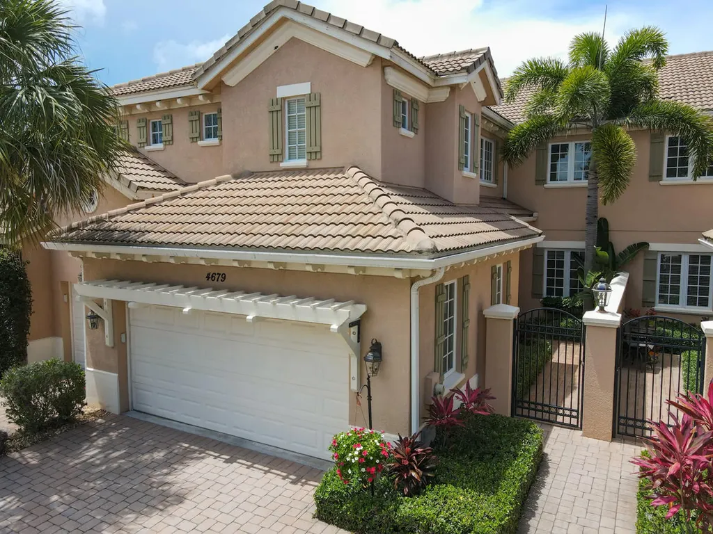 4679 Cadiz Circle Palm Beach Gardens FL 33418