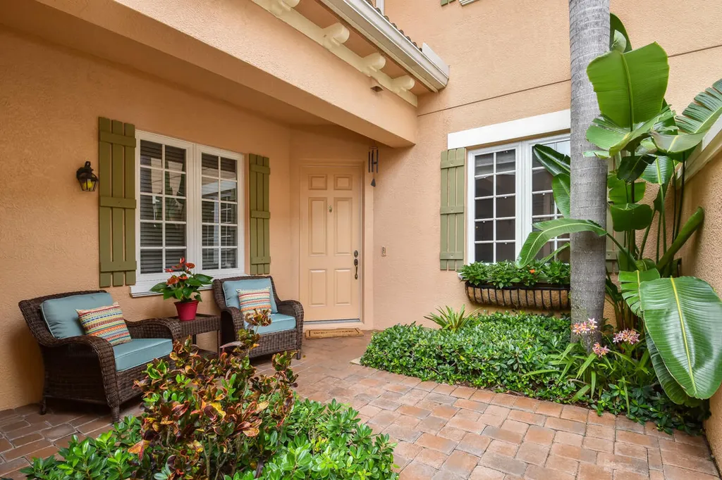 4679 Cadiz Circle Palm Beach Gardens FL 33418