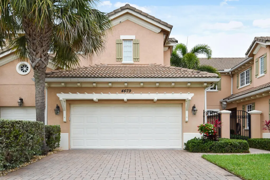 4679 Cadiz Circle Palm Beach Gardens FL 33418