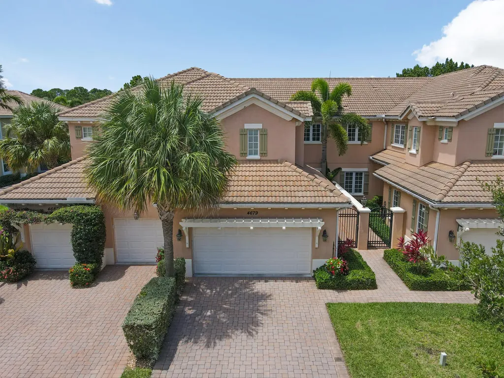 4679 Cadiz Circle Palm Beach Gardens FL 33418