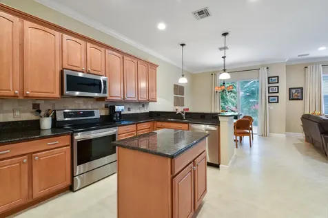 4679 Cadiz Circle Palm Beach Gardens FL 33418