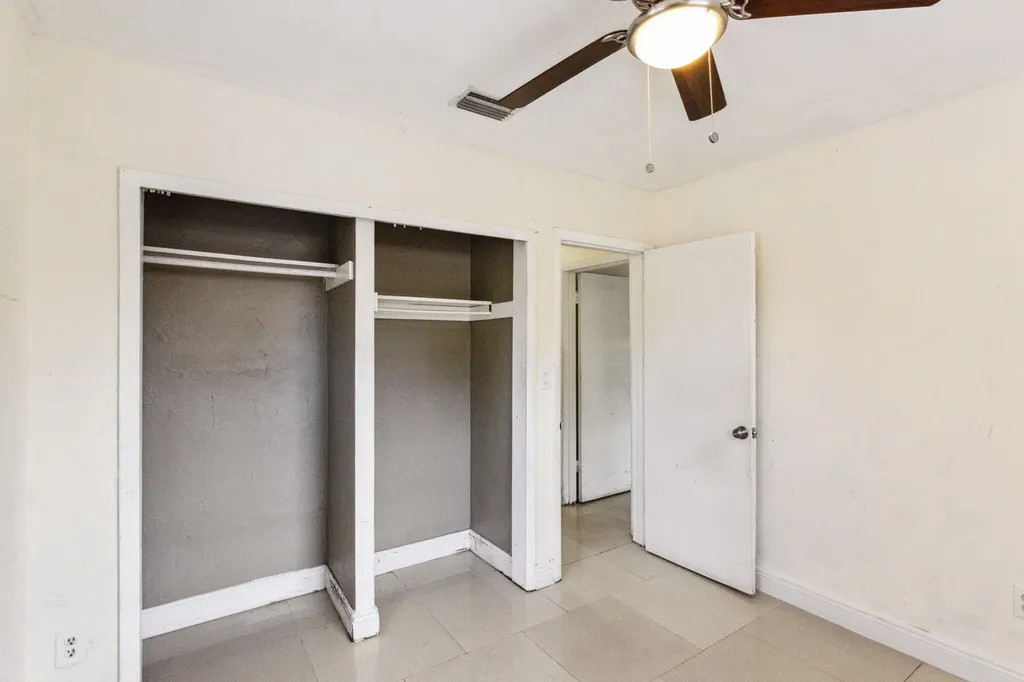 520 NE 45th Street Deerfield Beach FL 33064