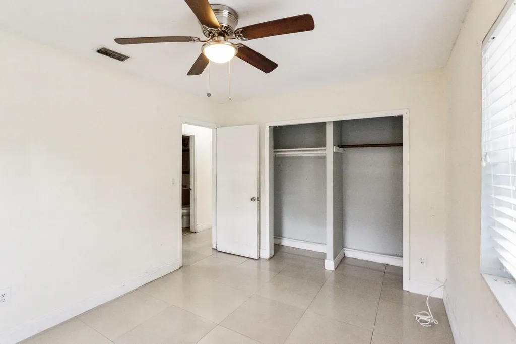 520 NE 45th Street Deerfield Beach FL 33064