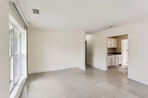 520 NE 45th Street Deerfield Beach FL 33064