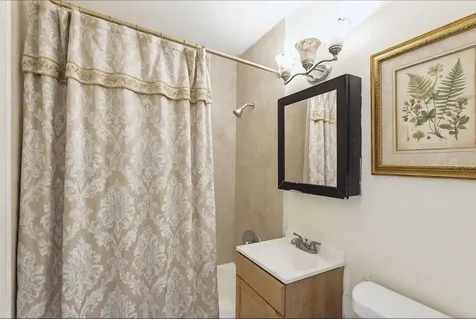 520 NE 45th Street Deerfield Beach FL 33064