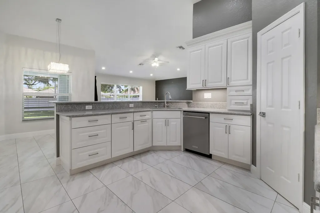 7720 Forestay Drive Lake Worth FL 33467