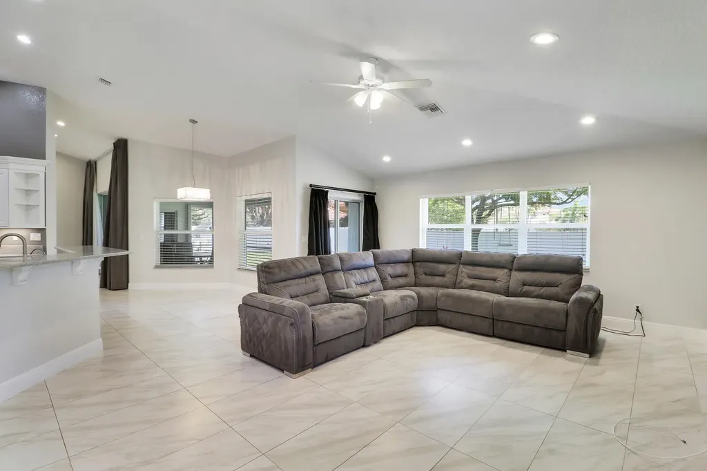 7720 Forestay Drive Lake Worth FL 33467