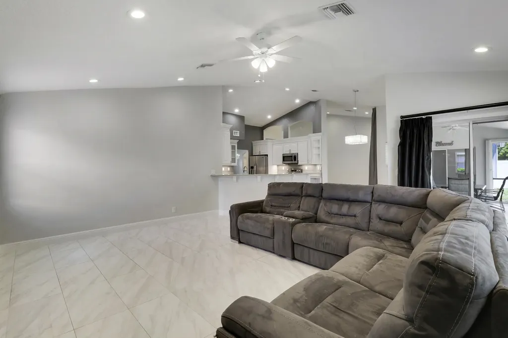 7720 Forestay Drive Lake Worth FL 33467