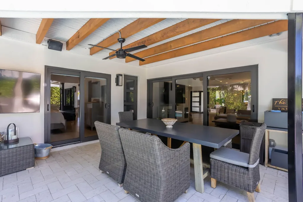 2520 SW 5th Street Boynton Beach FL 33435