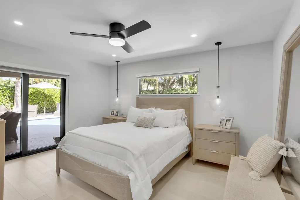 2520 SW 5th Street Boynton Beach FL 33435