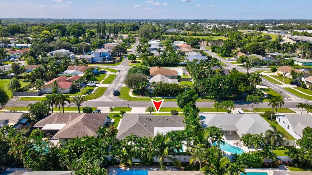 2520 SW 5th Street Boynton Beach FL 33435