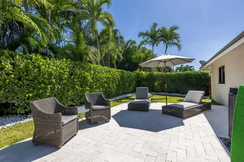 2520 SW 5th Street Boynton Beach FL 33435