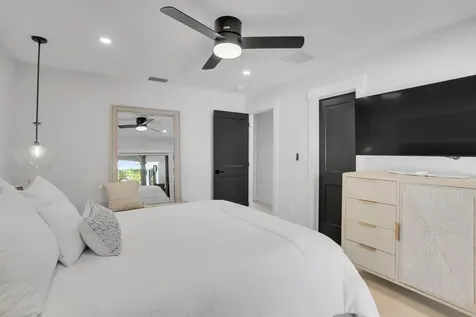 2520 SW 5th Street Boynton Beach FL 33435
