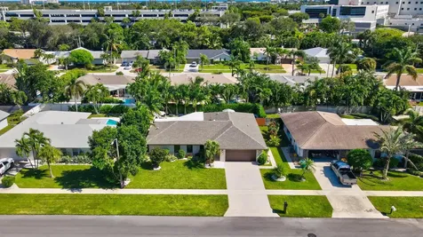 2520 SW 5th Street Boynton Beach FL 33435