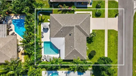 2520 SW 5th Street Boynton Beach FL 33435