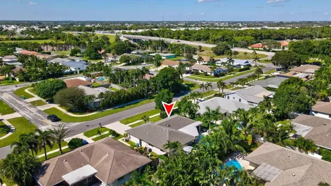 2520 SW 5th Street Boynton Beach FL 33435