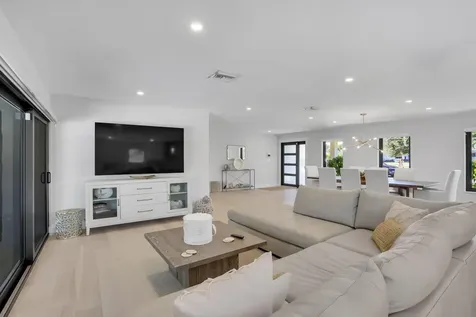 2520 SW 5th Street Boynton Beach FL 33435