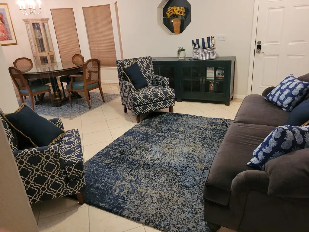 365 NW Hibiscus Street Port St Lucie FL 34983