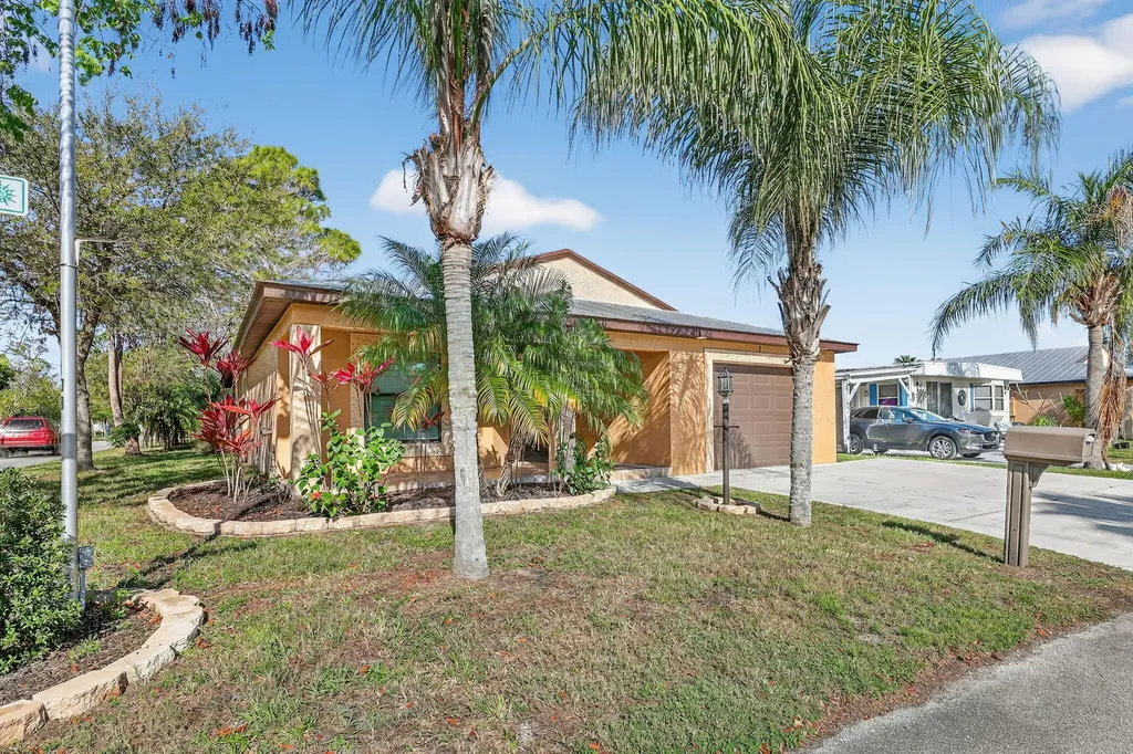 1 Cortez Lane Port St Lucie FL 34952