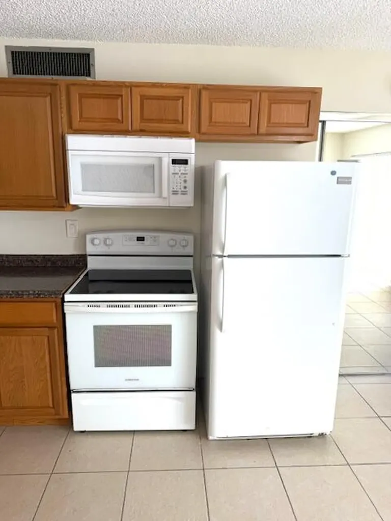 637 Executive Center Drive West Palm Beach FL 33401