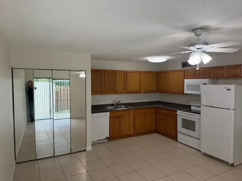 637 Executive Center Drive West Palm Beach FL 33401
