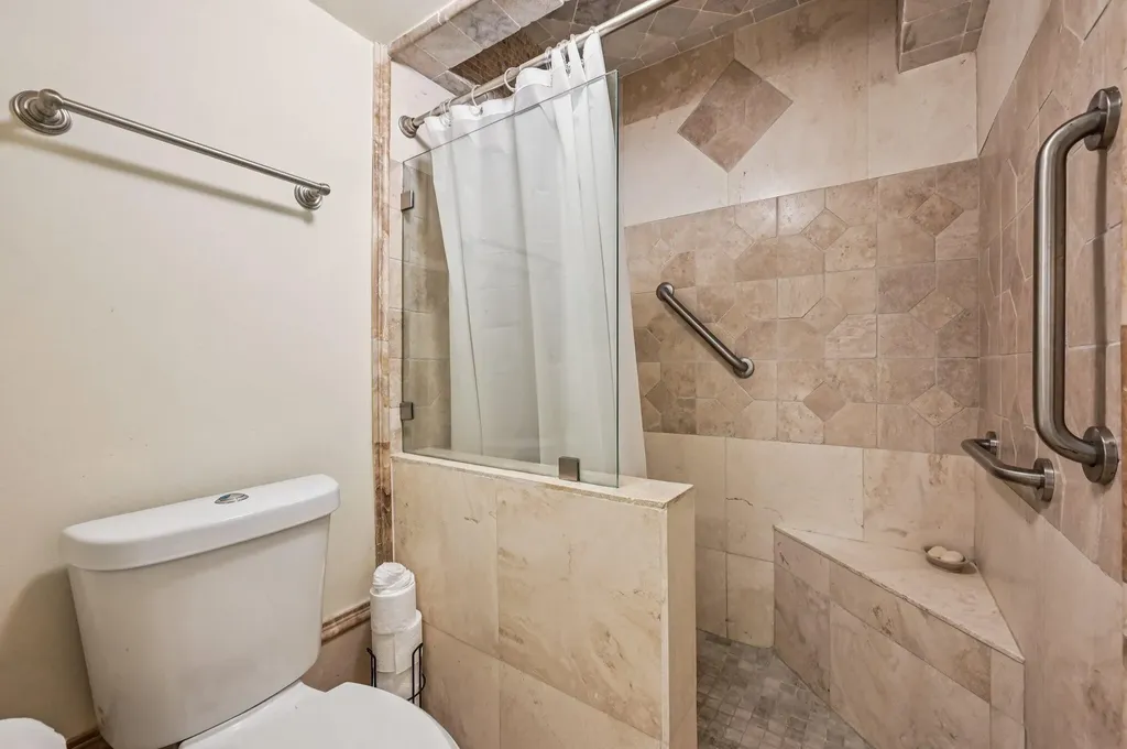 23200 Camino Del Mar Boca Raton FL 33433