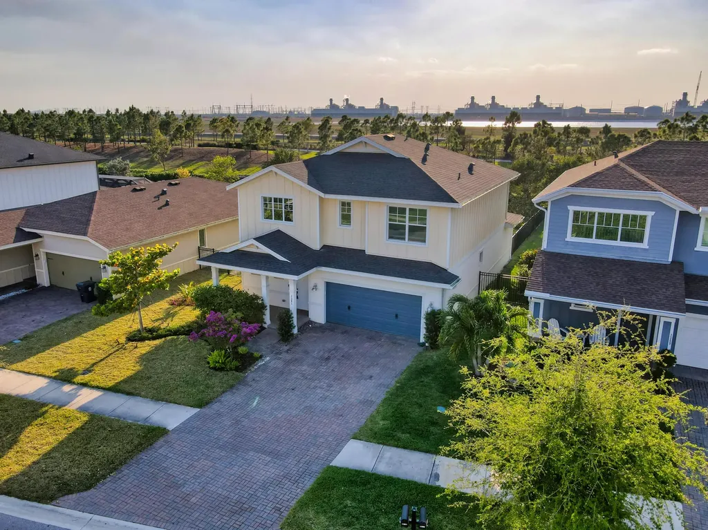 1361 Wandering Willow Way Loxahatchee FL 33470