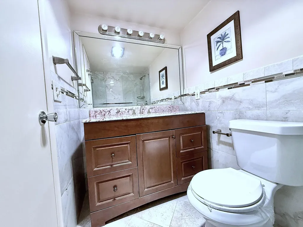 2009 Berkshire A Deerfield Beach FL 33442