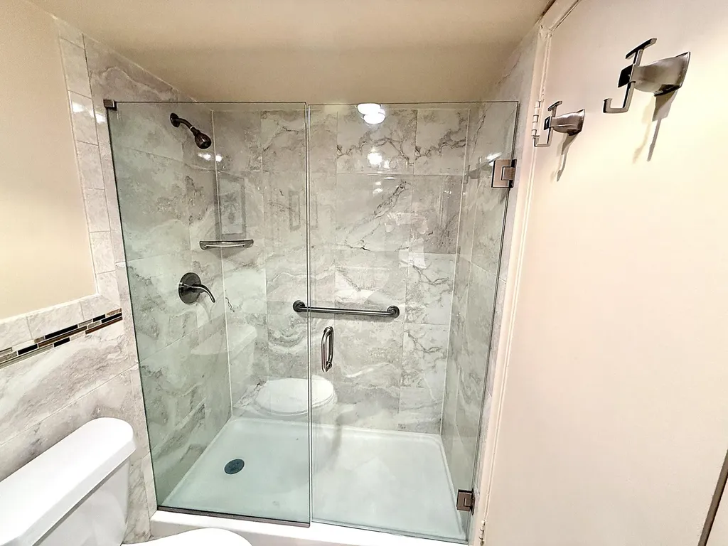 2009 Berkshire A Deerfield Beach FL 33442
