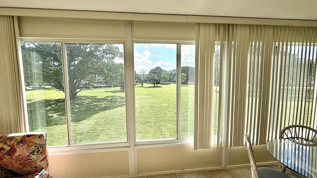 2009 Berkshire A Deerfield Beach FL 33442