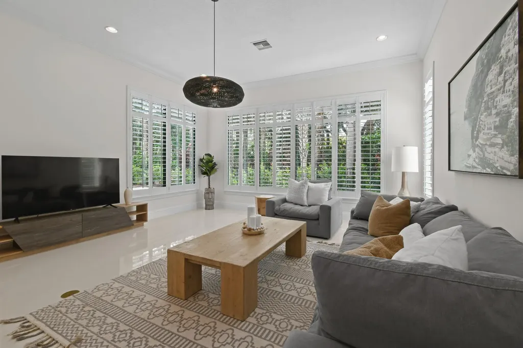 145 Gardenia Isle Drive Palm Beach Gardens FL 33418