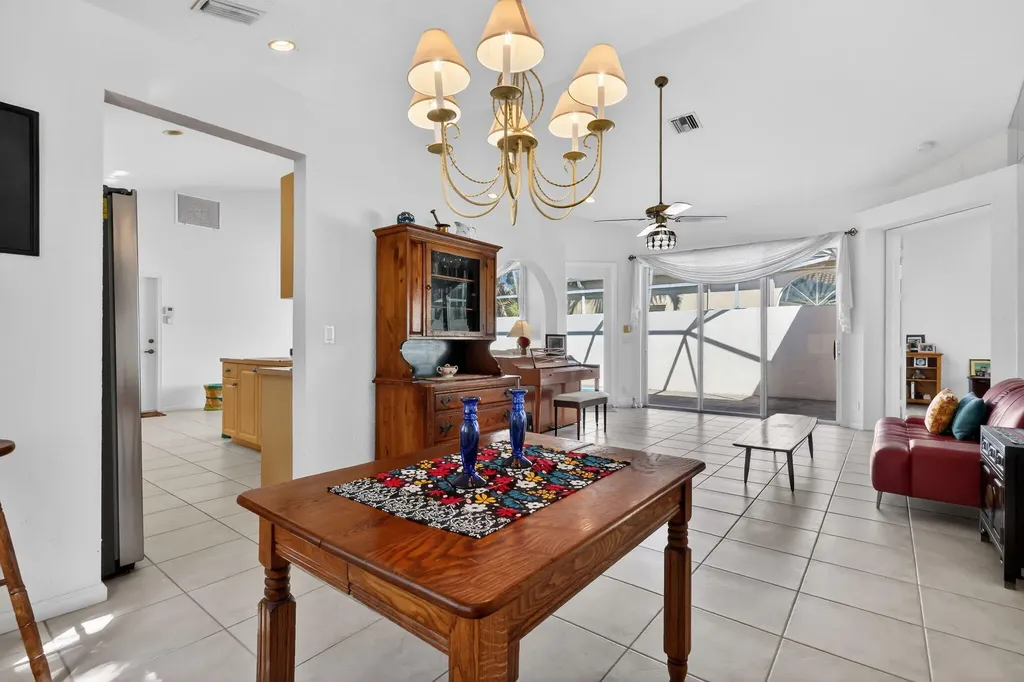 5176 Ventura Drive Delray Beach FL 33484
