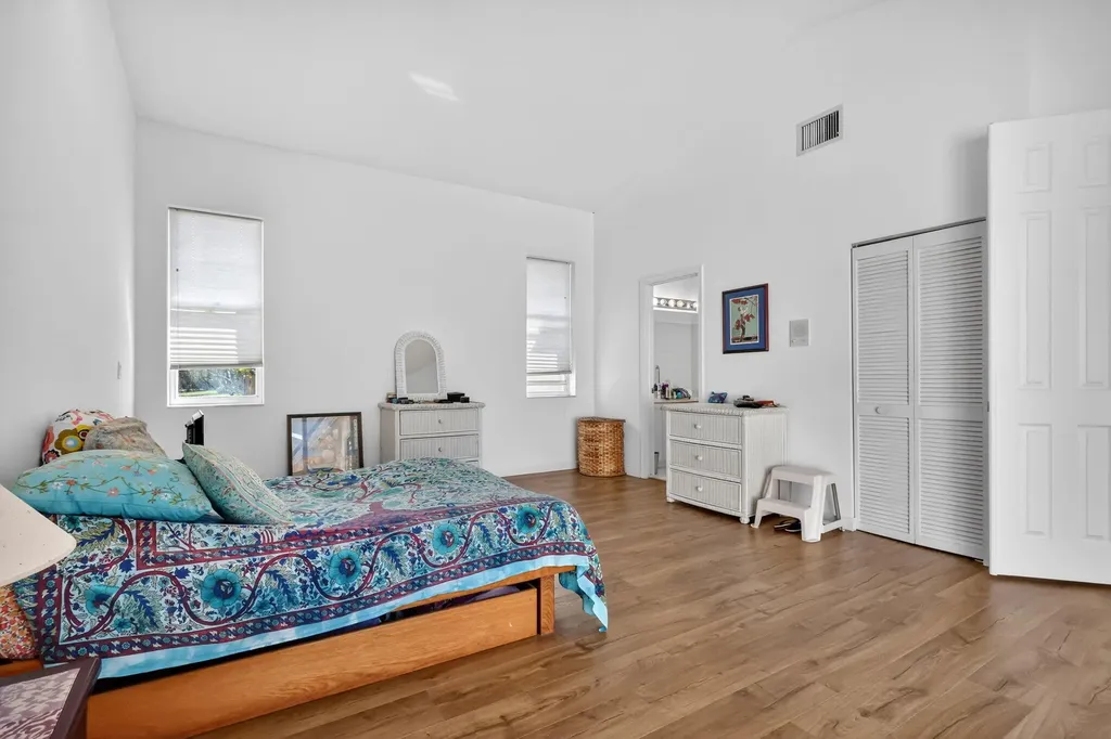 5176 Ventura Drive Delray Beach FL 33484