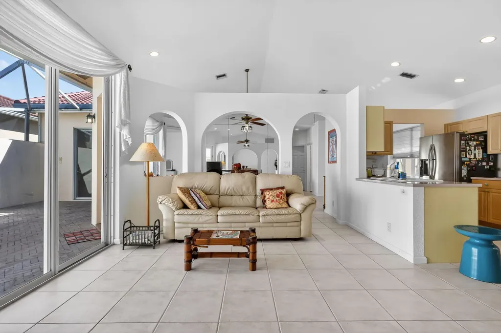 5176 Ventura Drive Delray Beach FL 33484