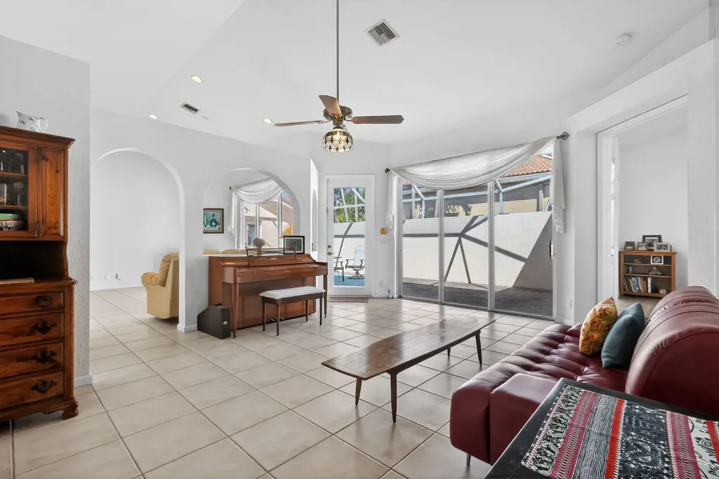 5176 Ventura Drive Delray Beach FL 33484