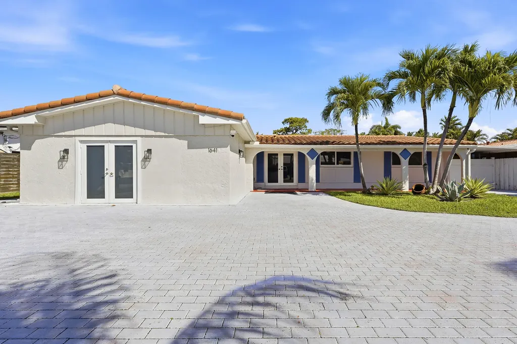 1641 NE 56th Court Fort Lauderdale FL 33334