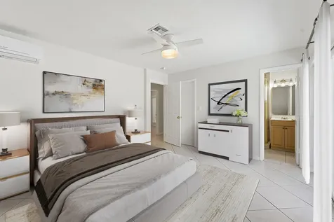 1641 NE 56th Court Fort Lauderdale FL 33334