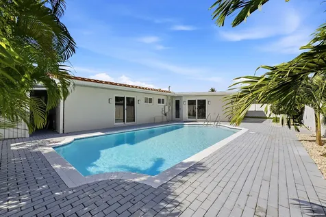 1641 NE 56th Court Fort Lauderdale FL 33334