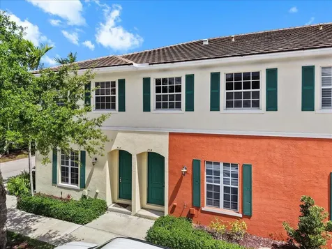 704 SW 2nd Avenue Pompano Beach FL 33060