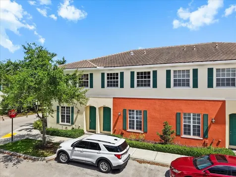 704 SW 2nd Avenue Pompano Beach FL 33060