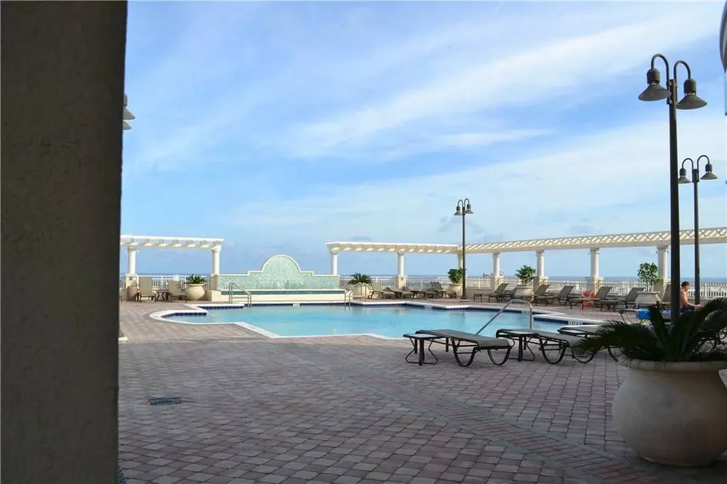 511 SE 5 Avenue Fort Lauderdale FL 33301