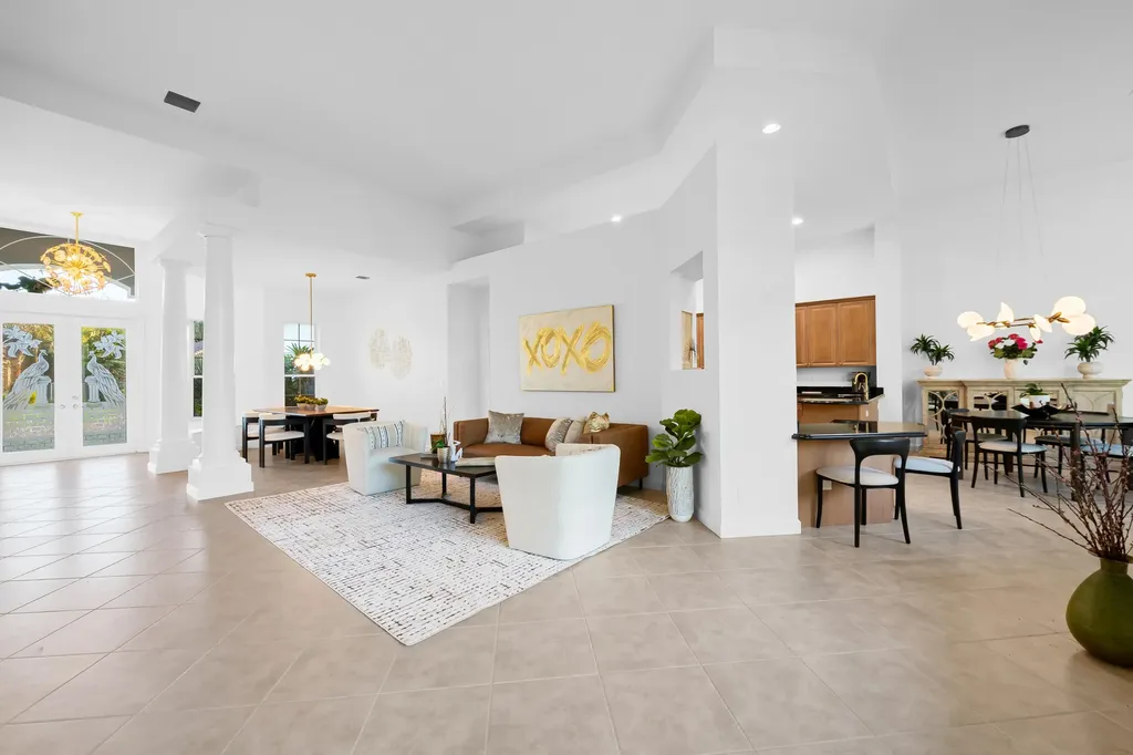 8019 S Savannah Circle Davie FL 33328